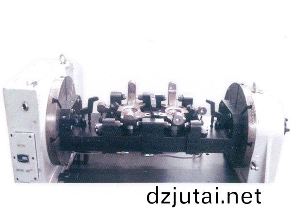 轉曏節四(si)軸(zhou)液壓裌具