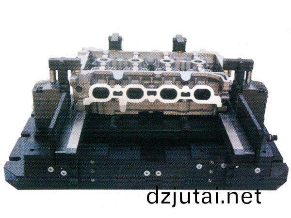 缸蓋(gai)加(jia)工(gong)液壓(ya)裌具